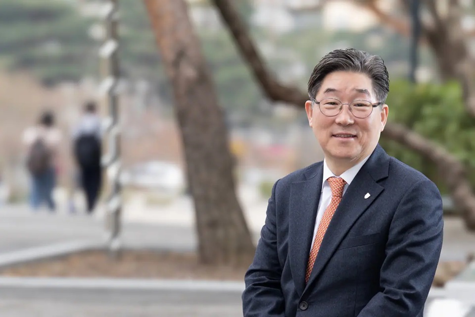Dong-One Kim